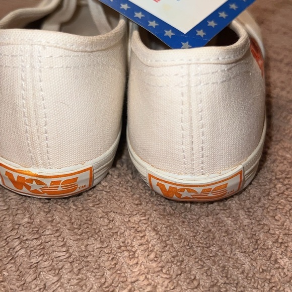 Renaissance Imports Canvas VOLS shoes 6 NWT - Picture 5 of 9